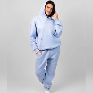 2 PieCE SeT!! ❤️NIP❤️ Comfrt SIGNATURE HOODIE And SWEATPANTS S M